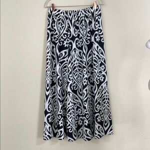 Elegant Black and White A-Line Skirt